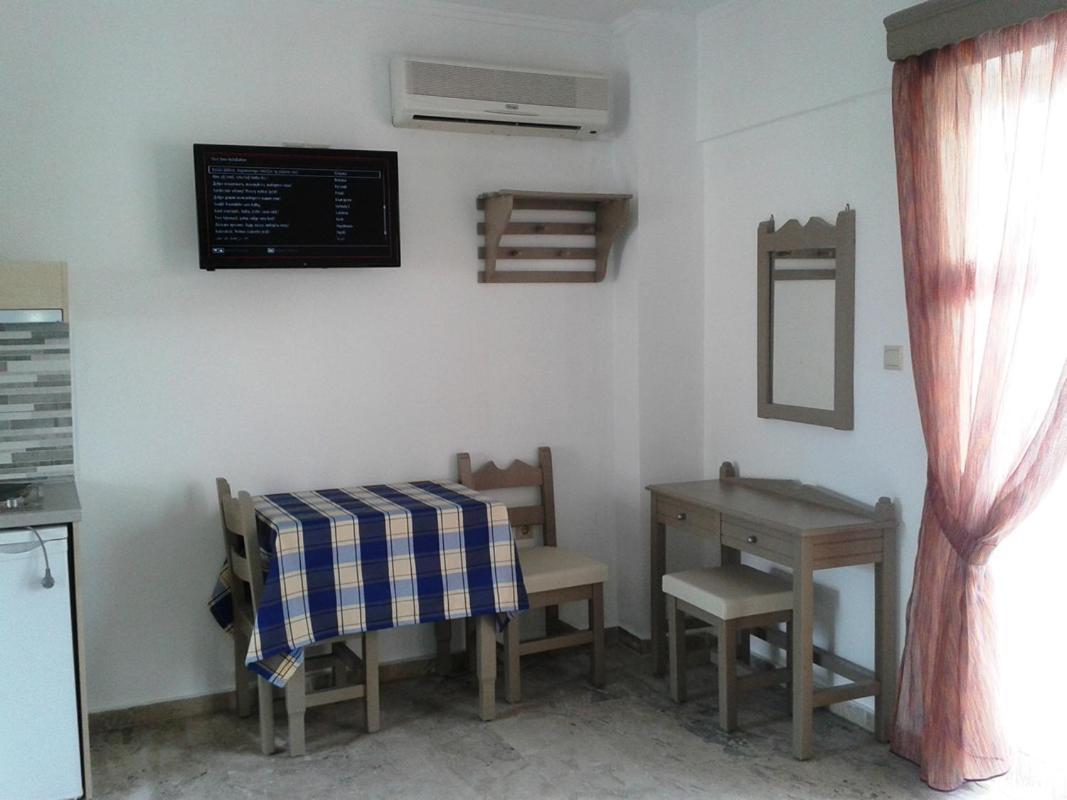 מסטיכרי Luis Apartments מראה חיצוני תמונה